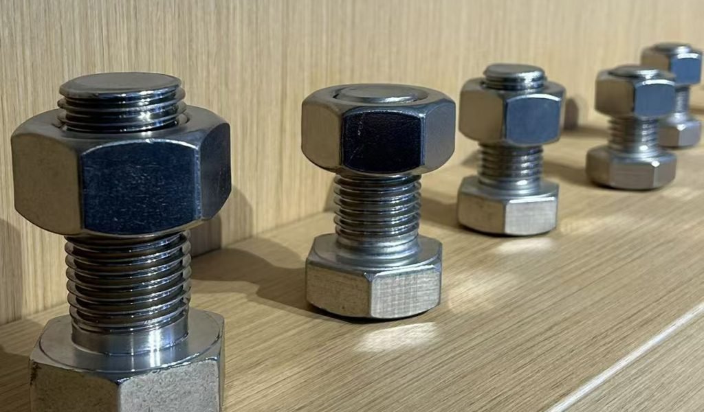 Automotive & Heavy Industry Fasteners
